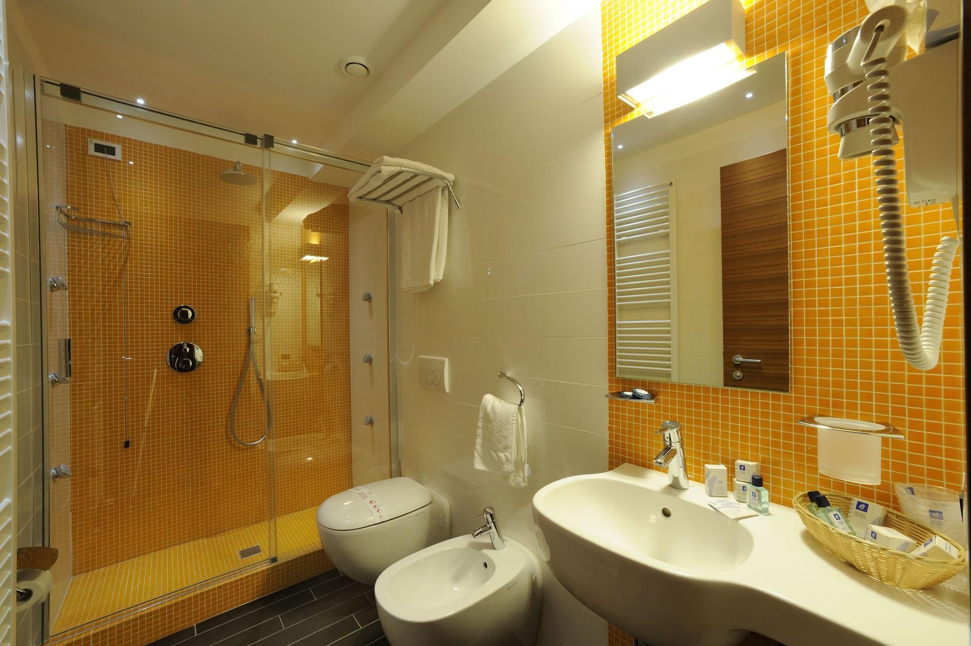Hotel Le Roi Варацце Екстер'єр фото