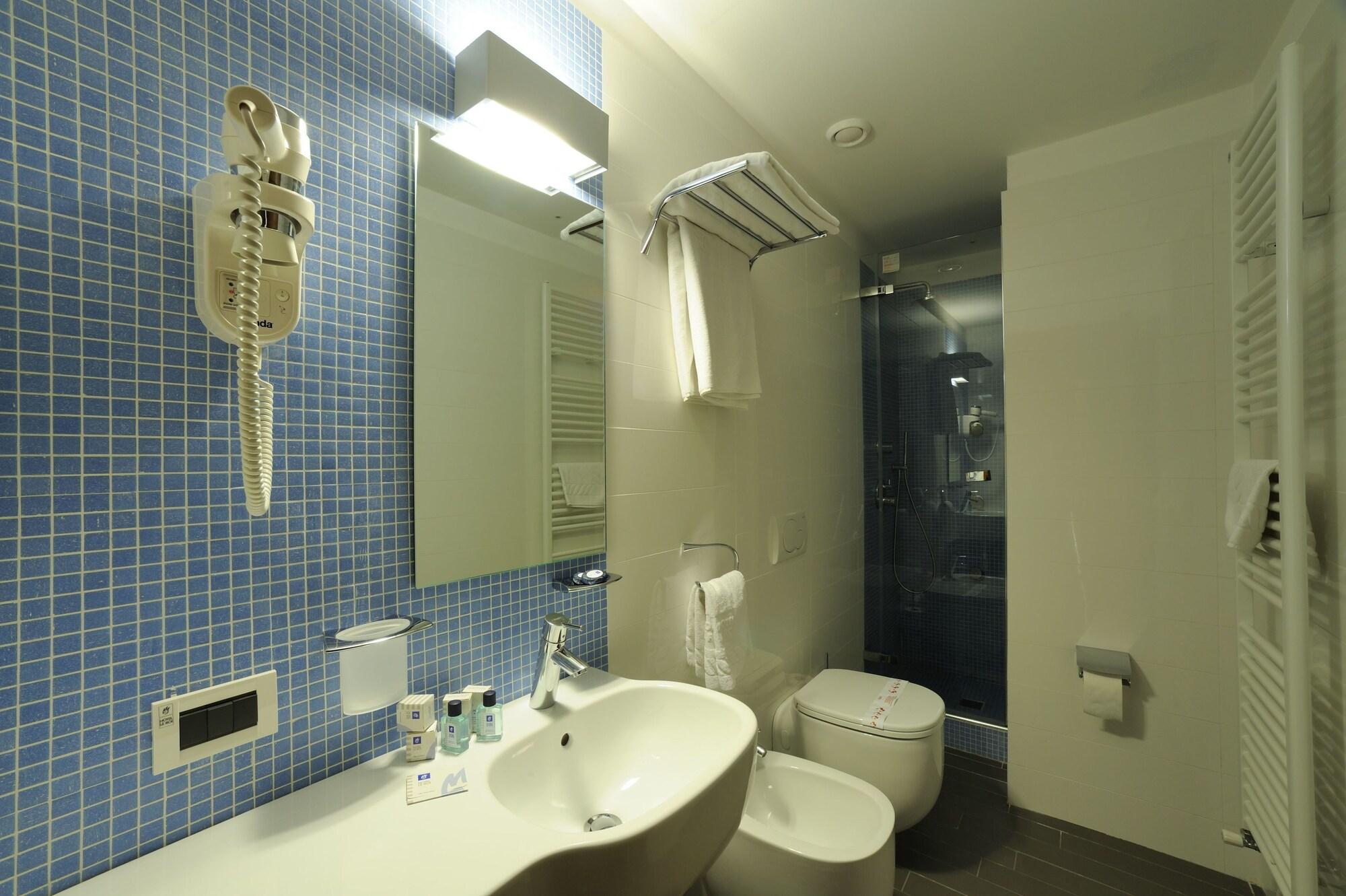 Hotel Le Roi Варацце Екстер'єр фото